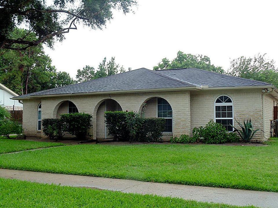 Beautiful home in WEST MEMORIAL!