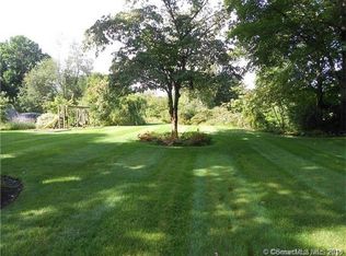 1811 Main St, Glastonbury, CT 06033