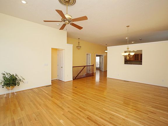 5th image of 5801 Clearwater Dr
