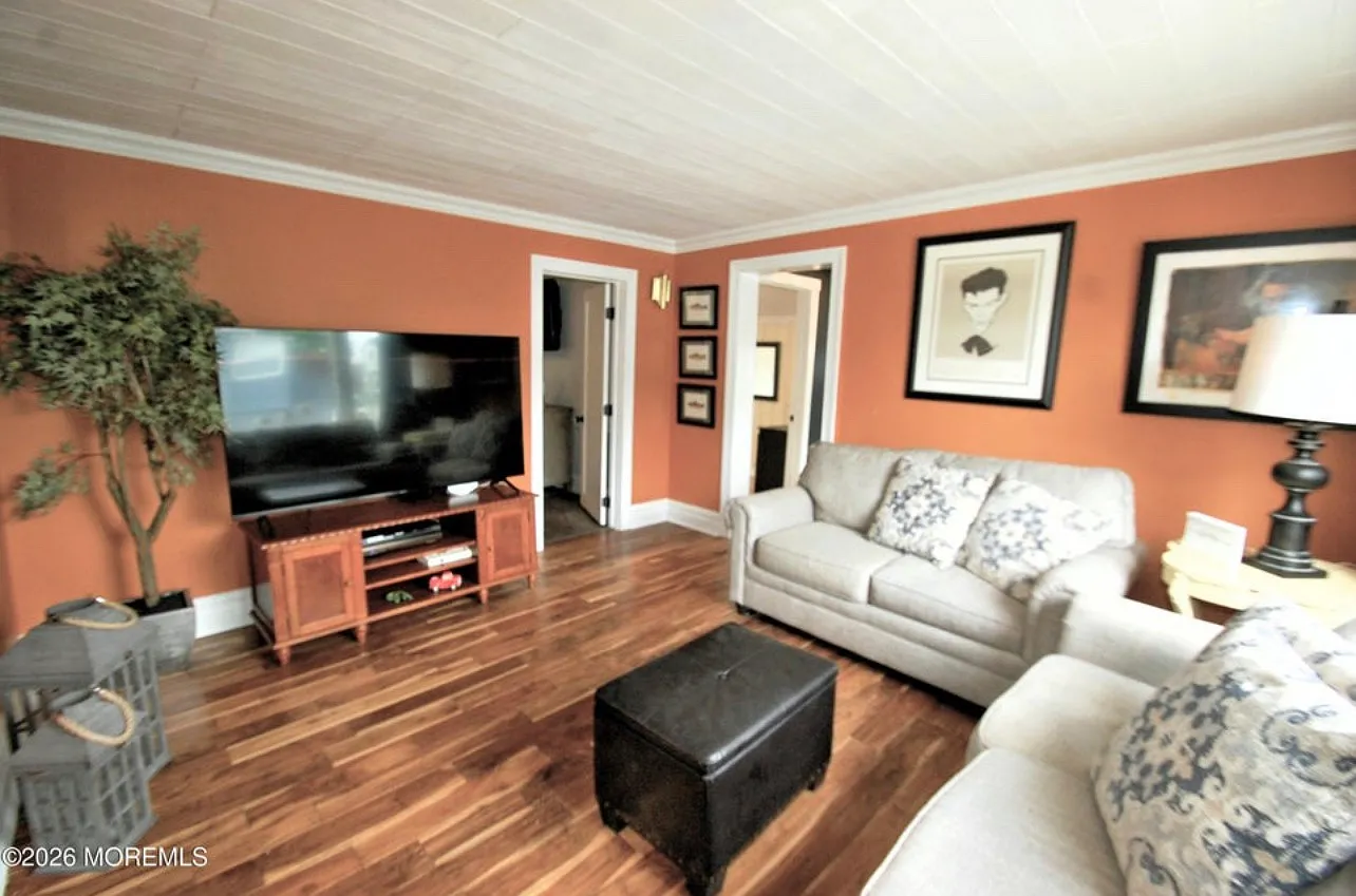 3 bed, 1138 sqft, $2,800 — Photo 1