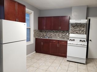 38 Division St, Schenectady, NY 12304