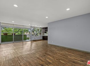 1200 N Flores St APT 202, West Hollywood, CA 90069