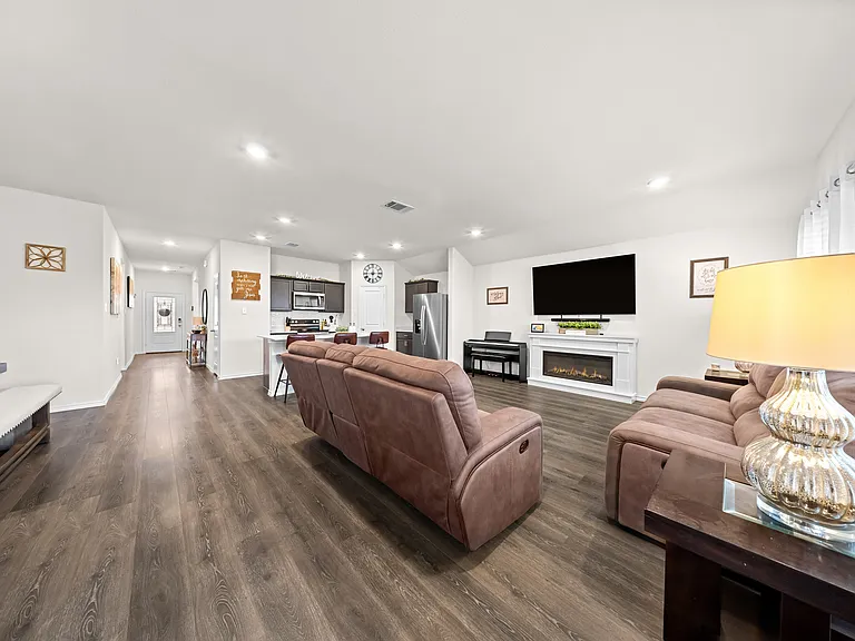 2920 Roper St — Photo 17