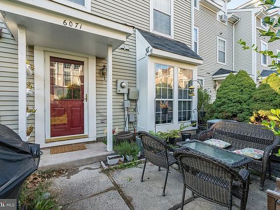 2nd image of 6071 Netherton St
