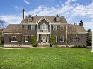 28 Thomas Farm Ln, Long Valley, NJ 07853