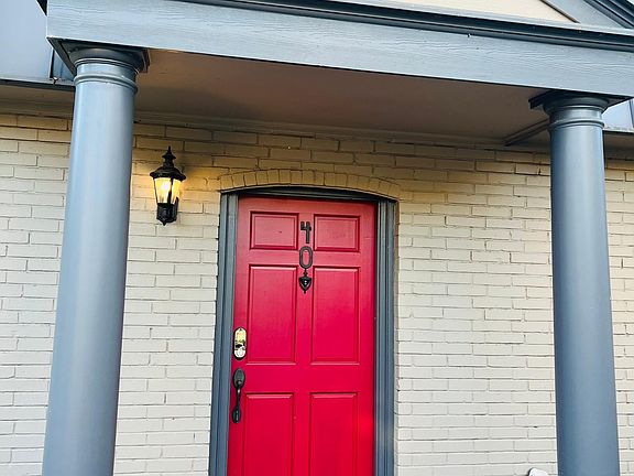 4th image of 2500 Steck Ave APT 40