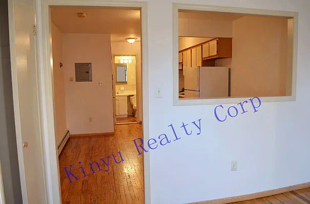 Rented by Kinyu Realty | media 4