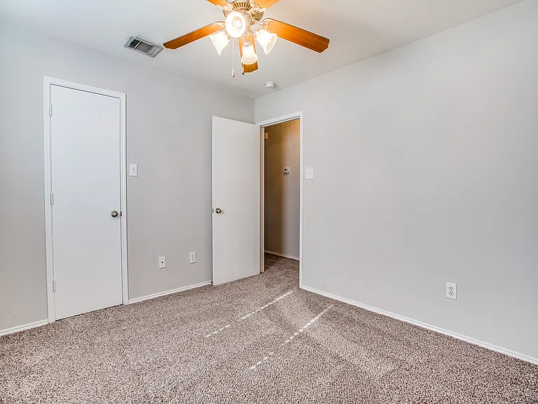 8424 Jay St — Photo 17