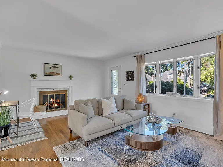 608 Brielle Ave — Photo 4