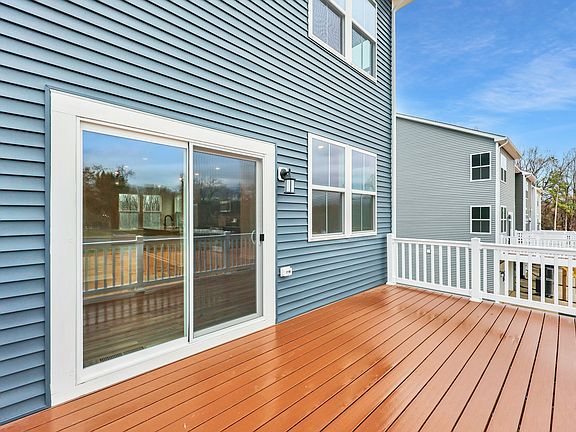 Creekside Run Arcadia RL Exterior 3of3 F1 1 1