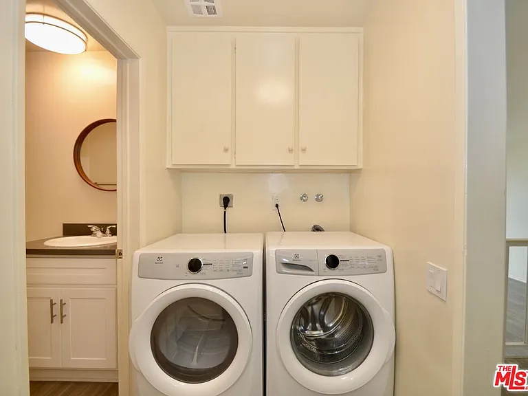 18069 Coastline Dr #10 — Photo 5