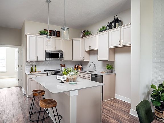 The Devault - Kitchen