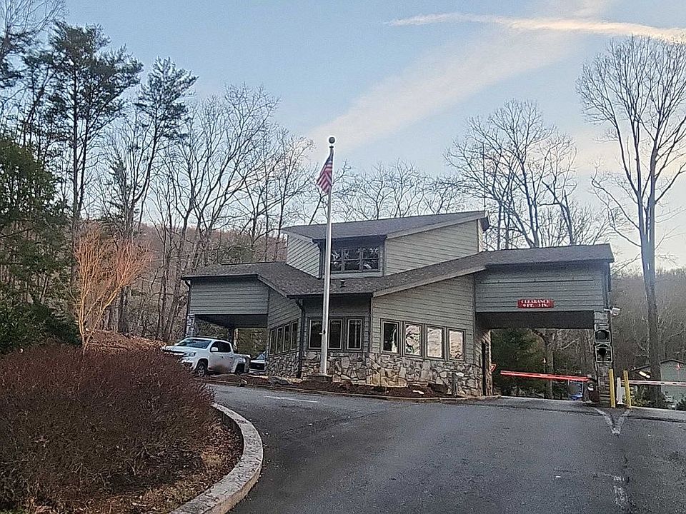 1st image of 153 Little Hendricks Point