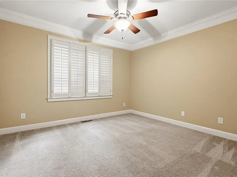 2060 Fife Ridge Ct — Photo 14