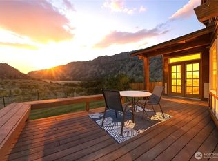 52 Long Dr, Pateros, WA 98846