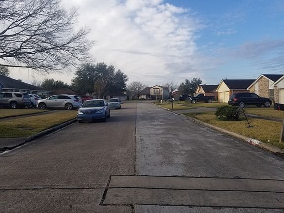 4th image of 711 Beechbend Dr