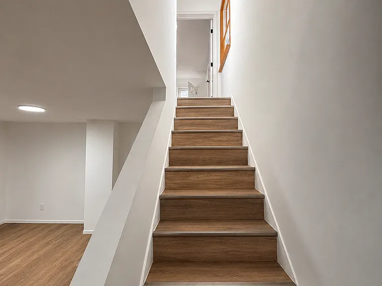 1101 Lysle Ave — Photo 5