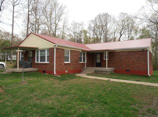1036 N Fork Dr, Ashland City, TN 37015