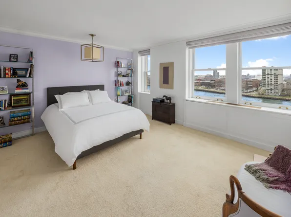 1 East End Avenue image 14 of 16