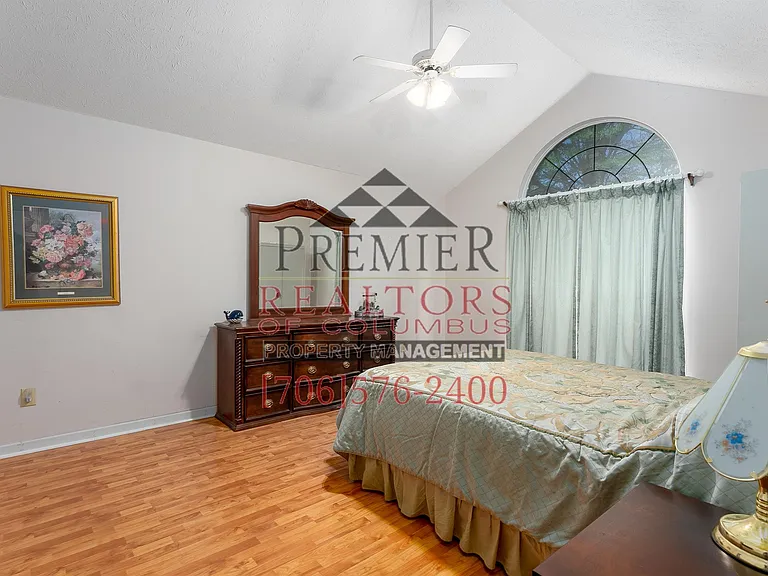 1740 Doerun Dr — Photo 18
