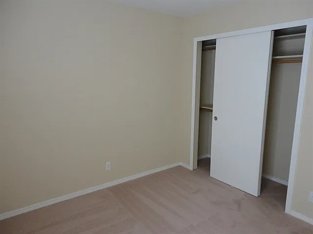624 Valley Meadows Dr NE — Photo 10