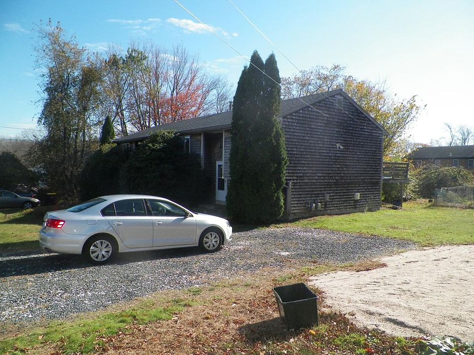 1st image of 15 Lilly Ln #A
