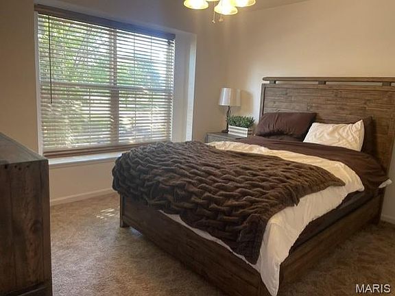 2nd image of 920 Carpathian Dr