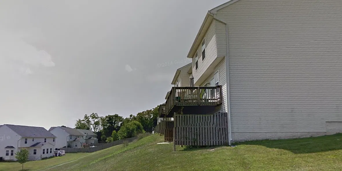 3 bed, 2.5 bath, 1500 sqft, $1,799 — Photo 2