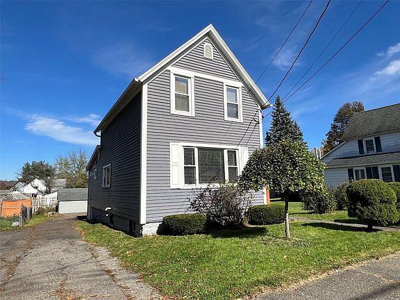 2nd image of 10 Moore Ave
