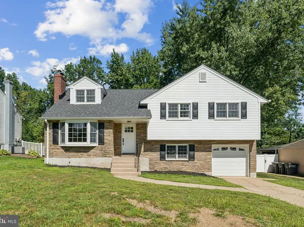 221 Prospect Dr, Wilmington, DE 19803