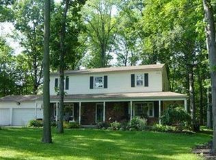 3293 Spring Valley Rd, Akron, OH 44333