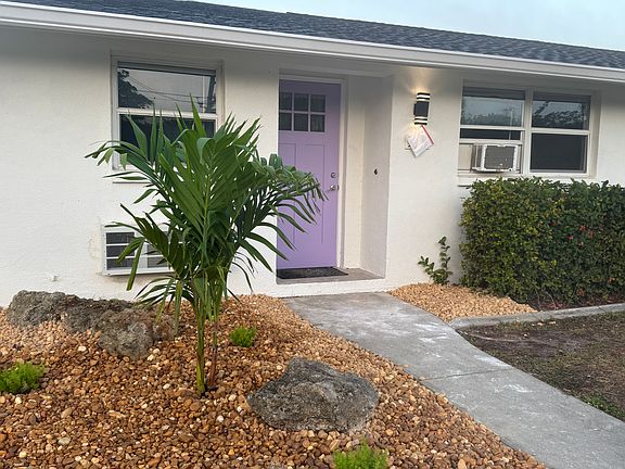 2nd image of 3425 Palm Dr
