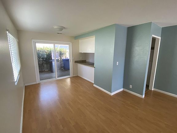 2nd image of 6208 Cedar Blvd