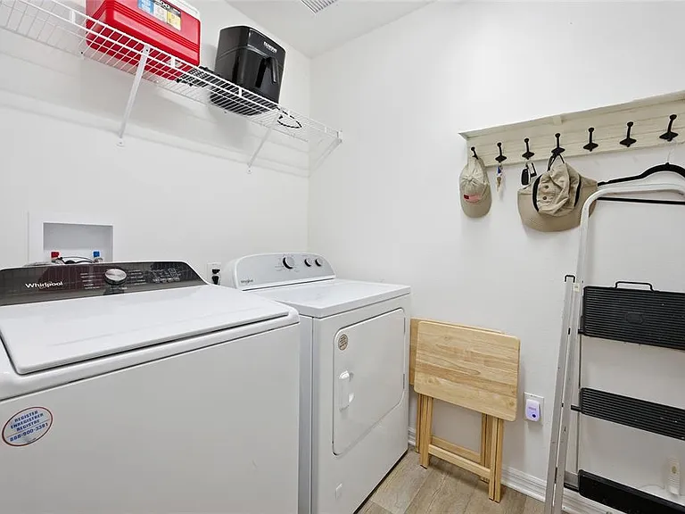 2910 Monument Way — Photo 26