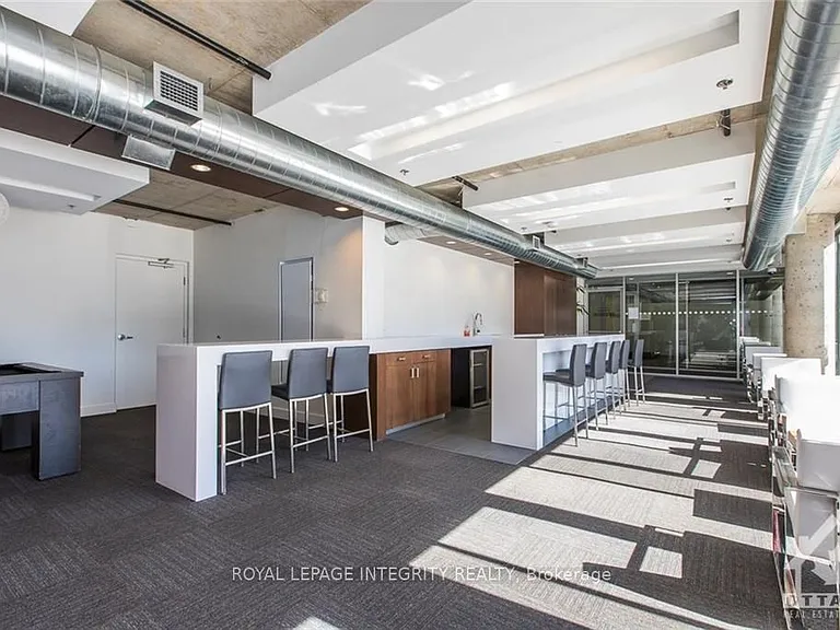340 McLeod St #113 — Photo 22