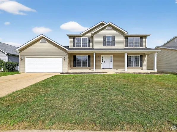 1229 Grand Canyon Dr, Wentzville, MO 63385