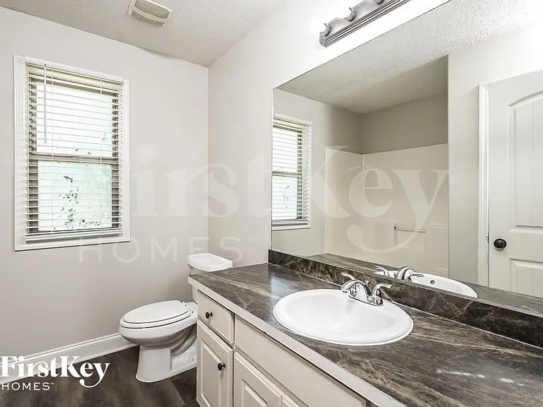 1553 Shoal Creek Dr — Photo 16