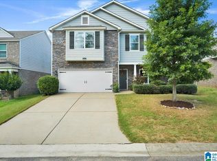 321 Chapel Hill Trl, Fultondale, AL 35068