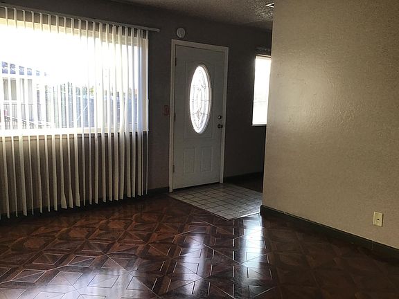 2nd image of 702 Harvard Ave APT 3