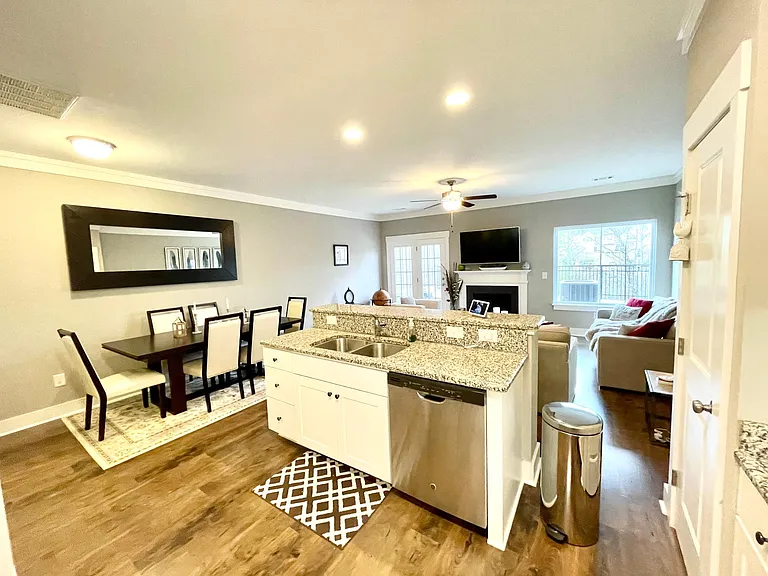 722 Elmbrook Dr — Photo 6