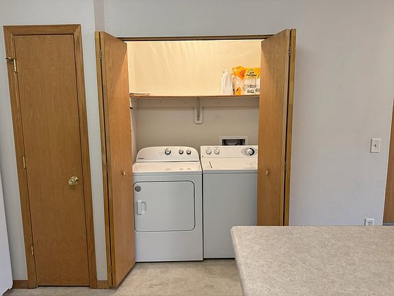 5th image of 2888 Coral Ct APT 101