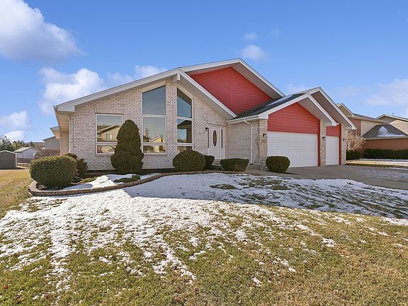 3rd image of 8619 Monaghan Dr