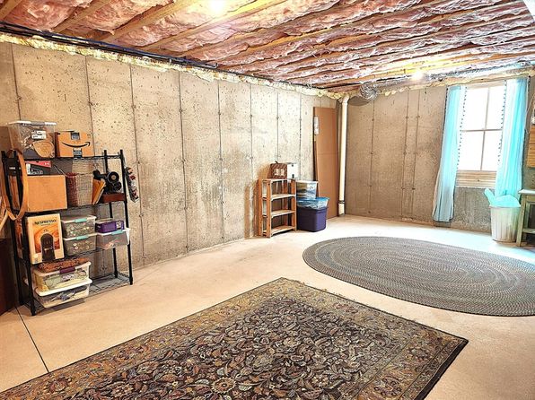 2 18th Dr #2, Franklin, MA 02038