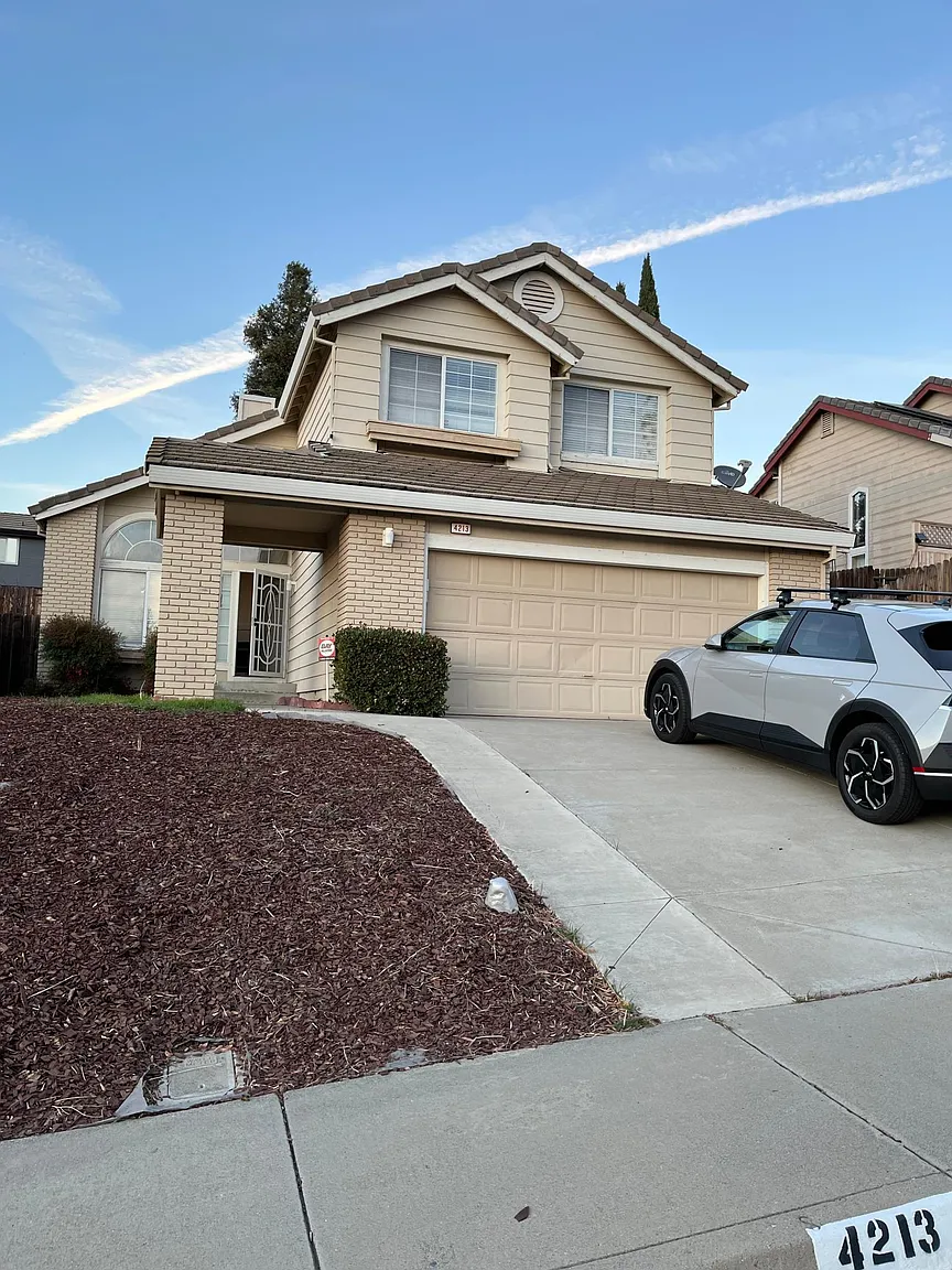 4213 Merced Cir photo 1