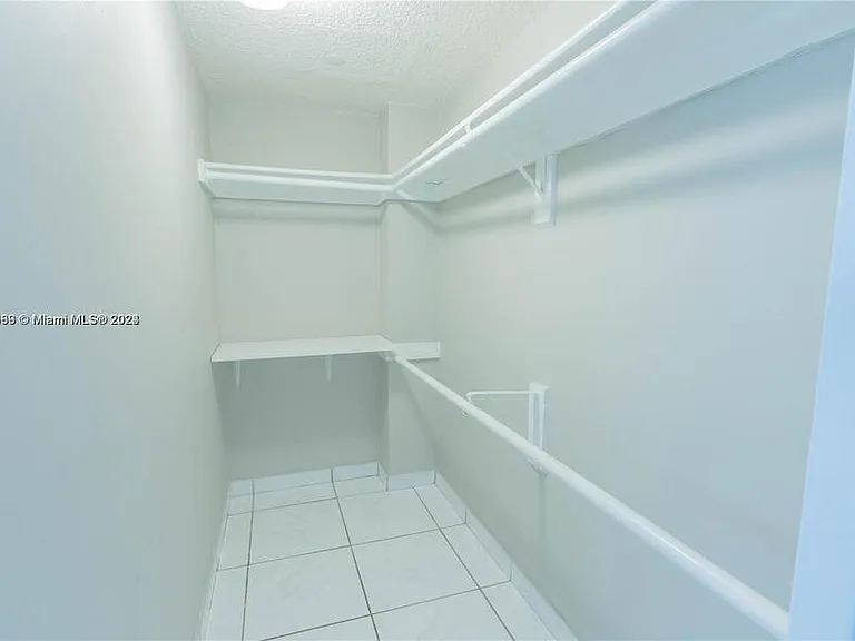 8700 SW 133rd Avenue Rd #223 — Photo 9