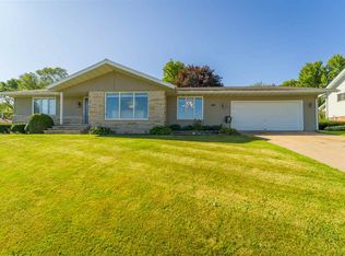 309 8th St, Marathon, WI 54448