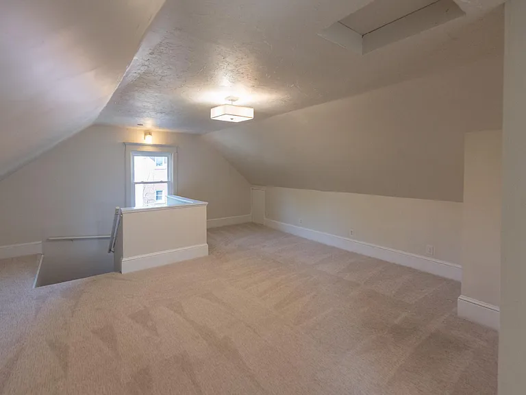 3204 Park Ave #2 — Photo 35