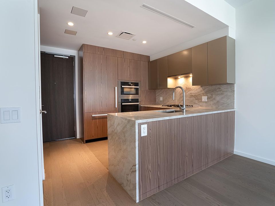 1st image of 133-27 39th Ave Penthouse C