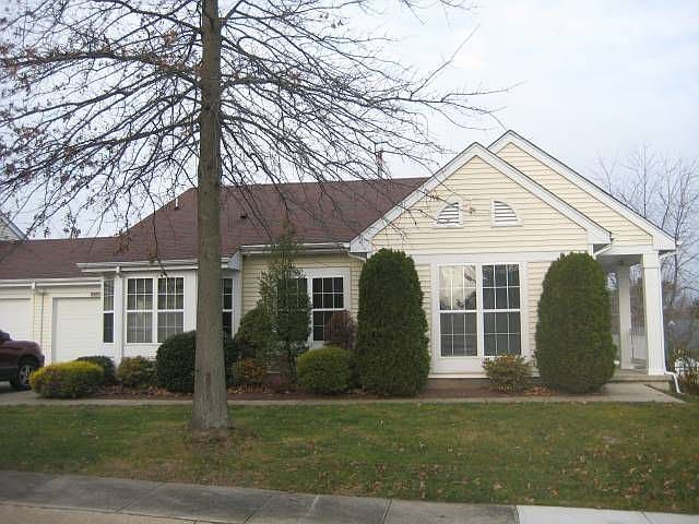 1st image of 1236B Thornbury Ln