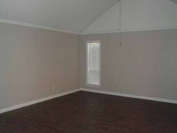 5th image of 4302 Thistleway Dr